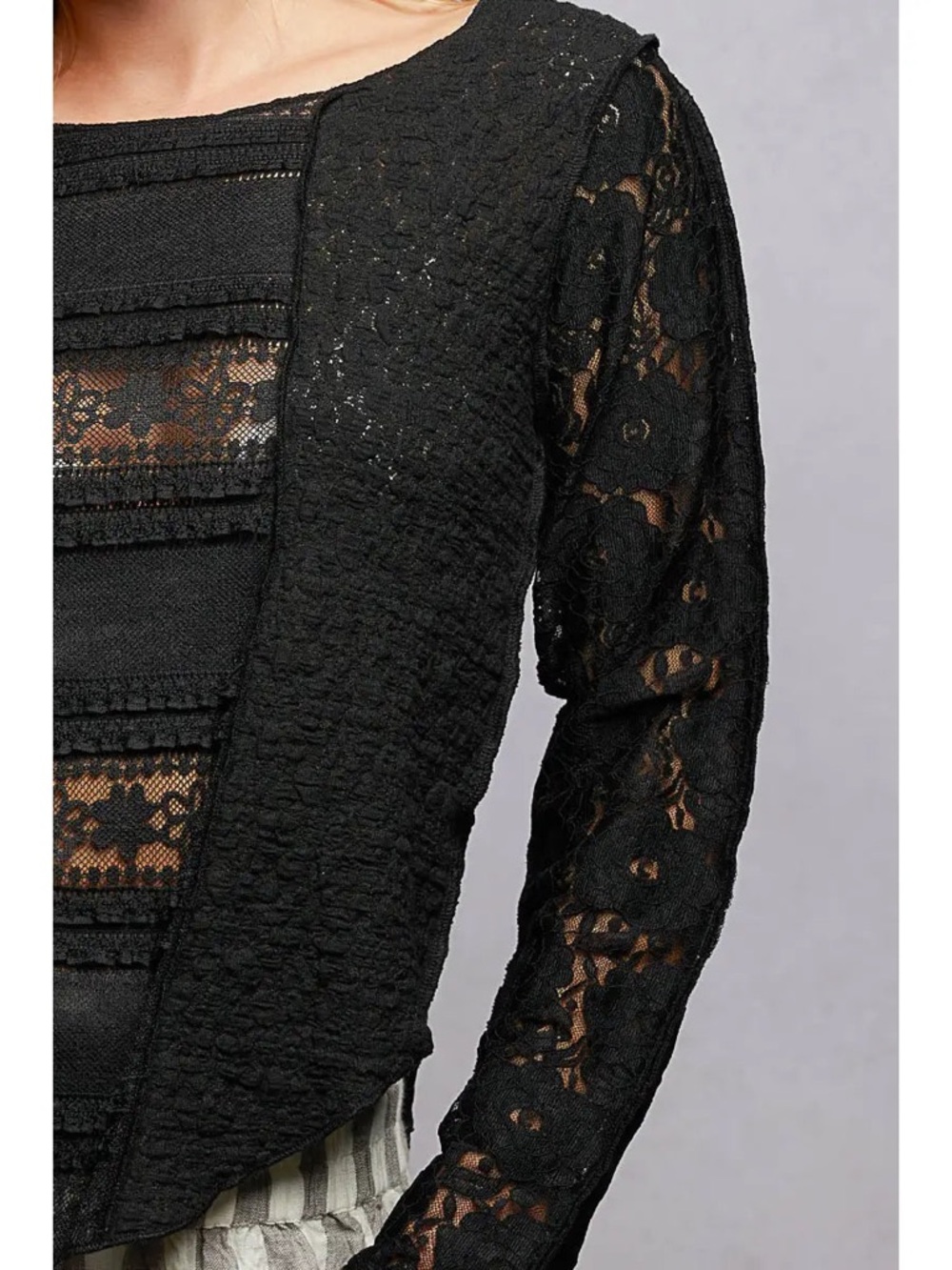 NWOT - POL - Black Lace Panel Long-Sleeve Women's Top - Picture 3 of 3